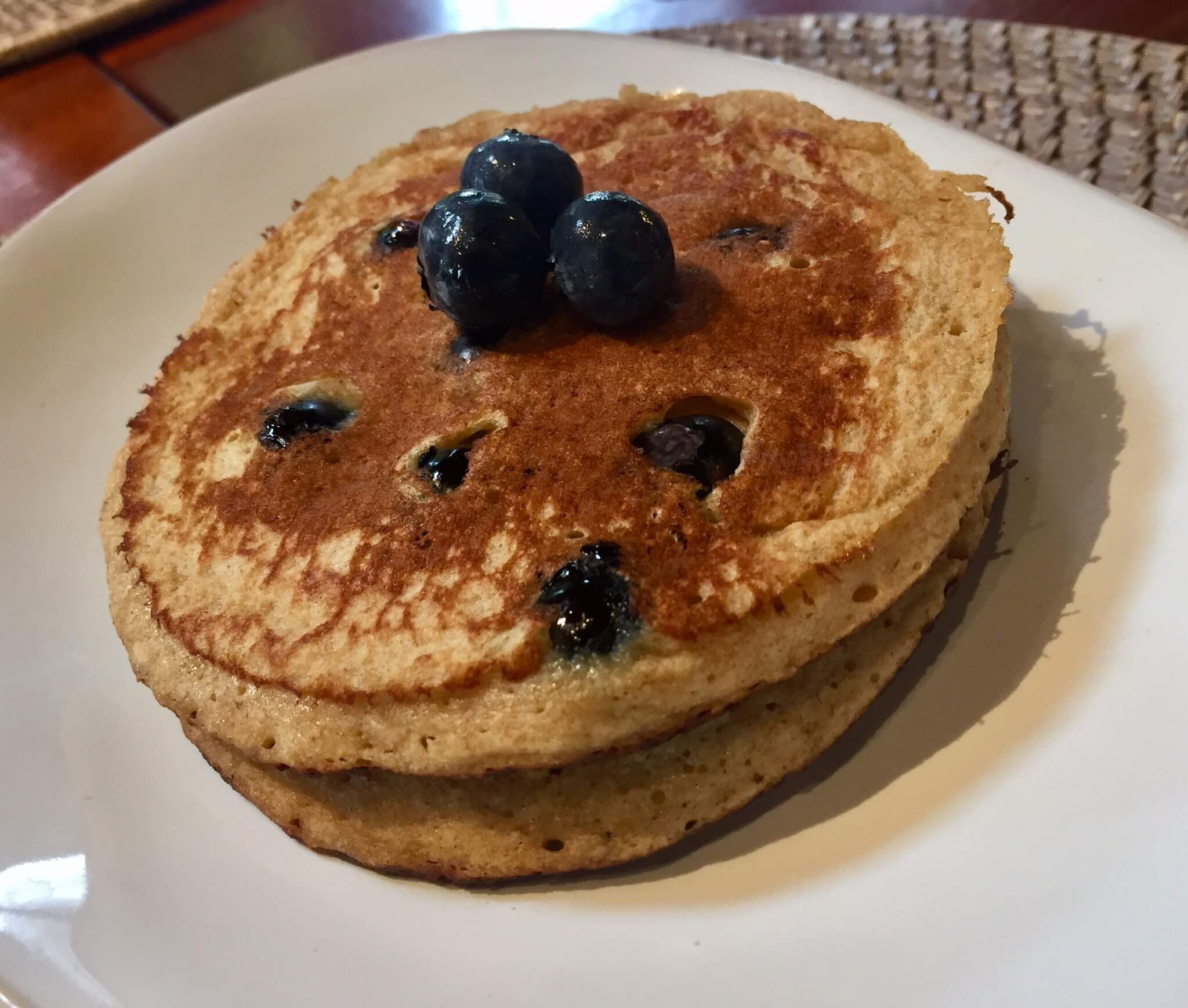 Banana Oatmeal Pancakes